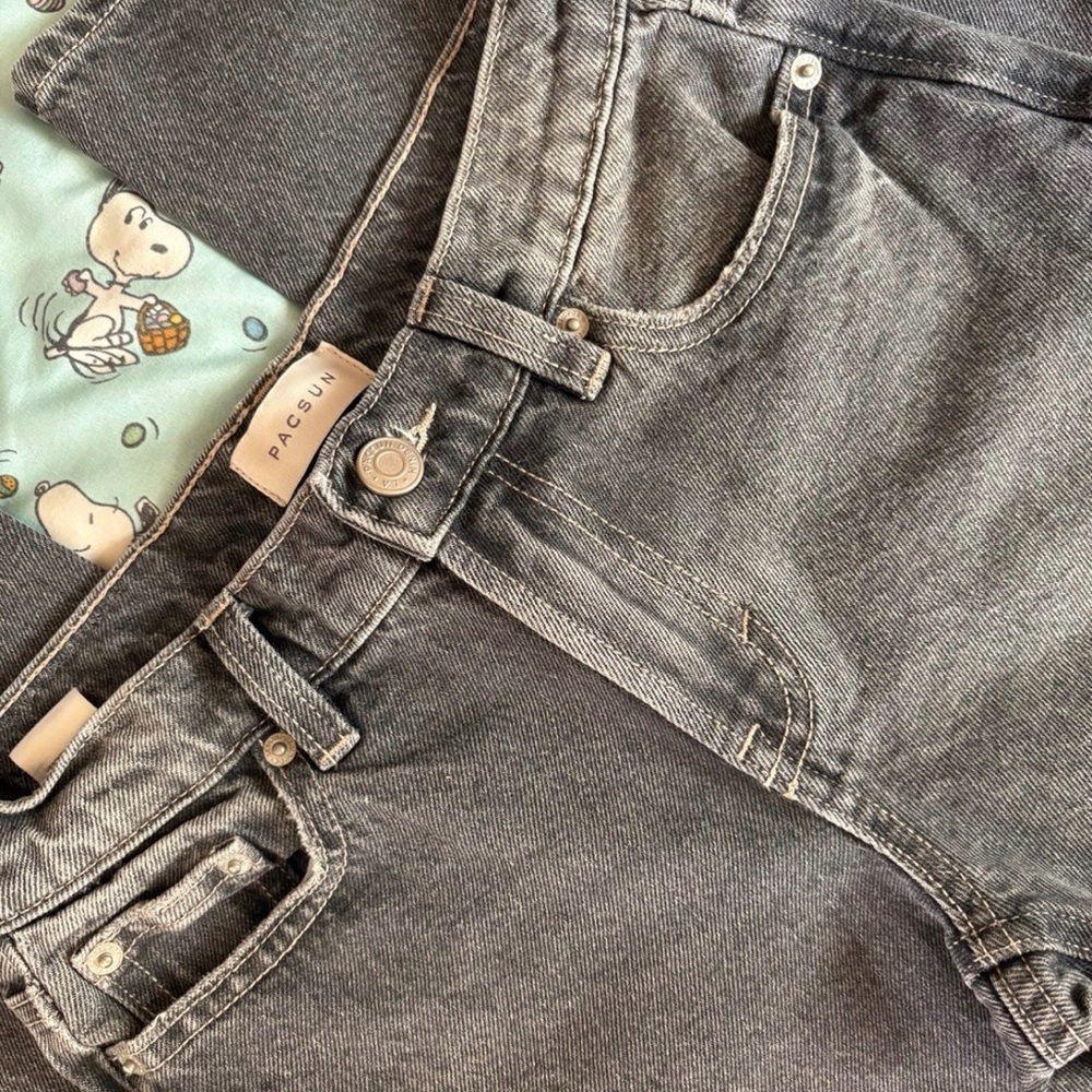 PacSun Low Rise Jeans - Picture 2 of 4